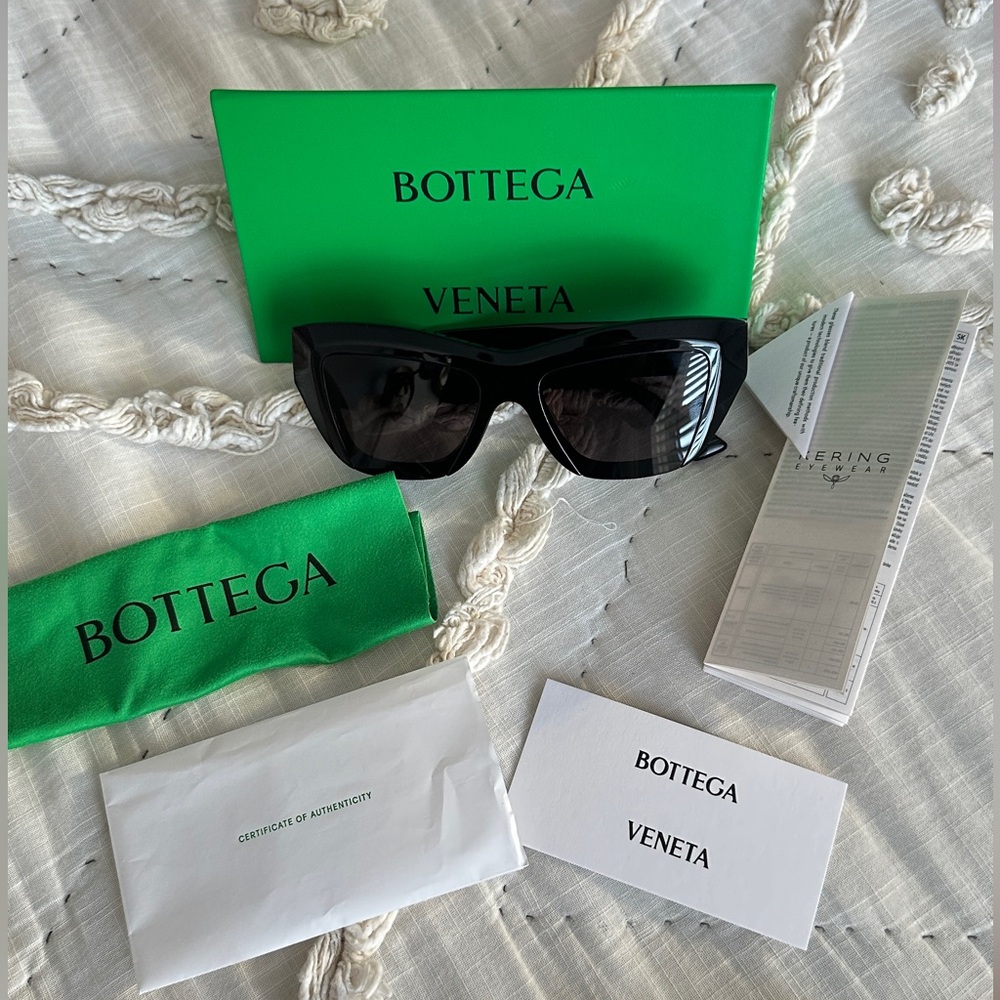 NWT Bottega Veneta Sunglasses!